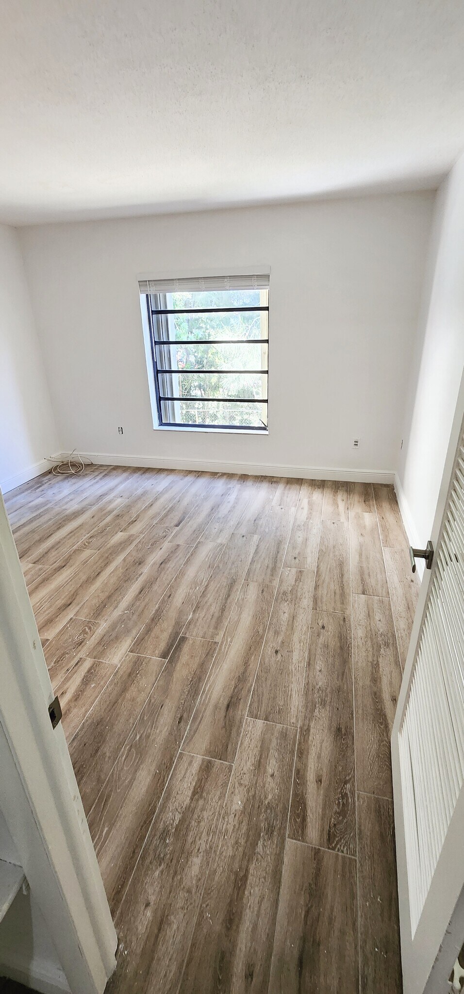 Bedroom - 10403 N Kendall Dr