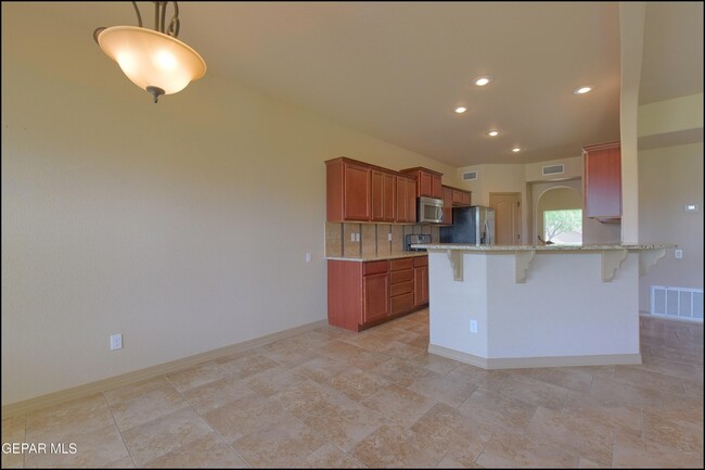 Building Photo - 7228 Longspur Drive