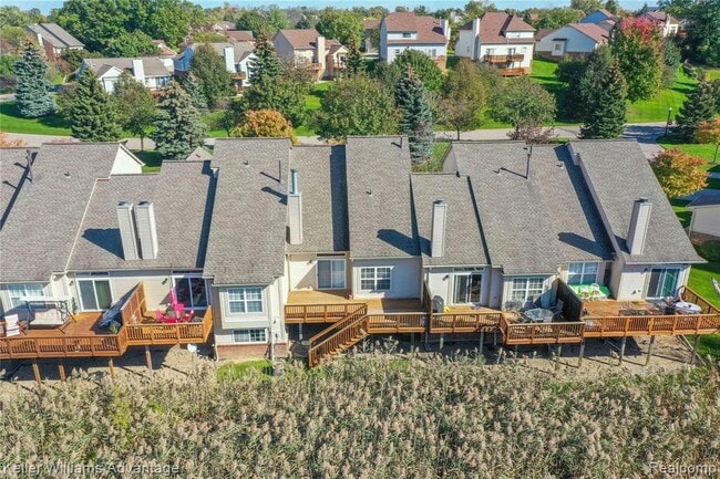 Building Photo - 31173 Livingston Dr