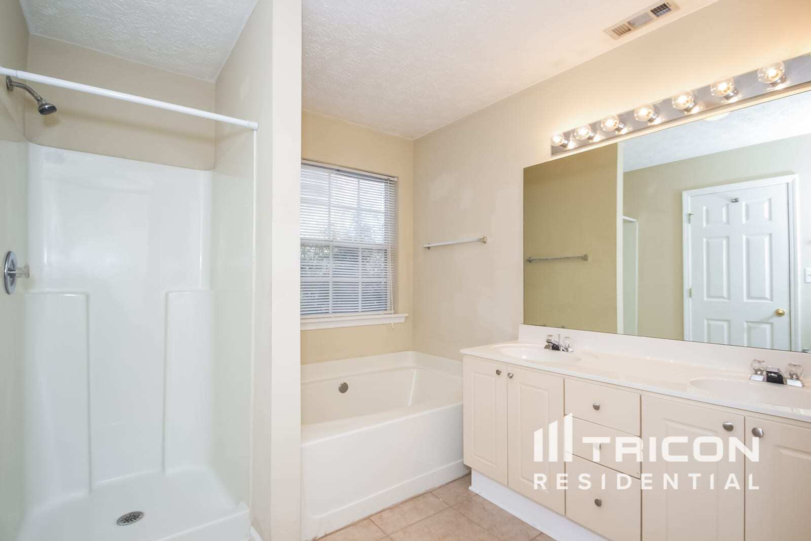 Building Photo - 1278 Lynx Ct