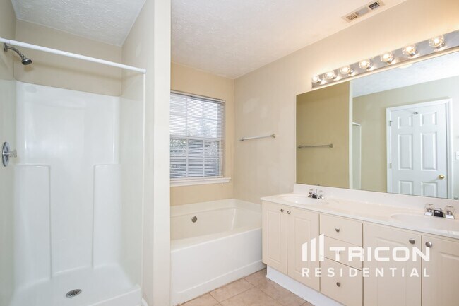 Building Photo - 1278 Lynx Ct