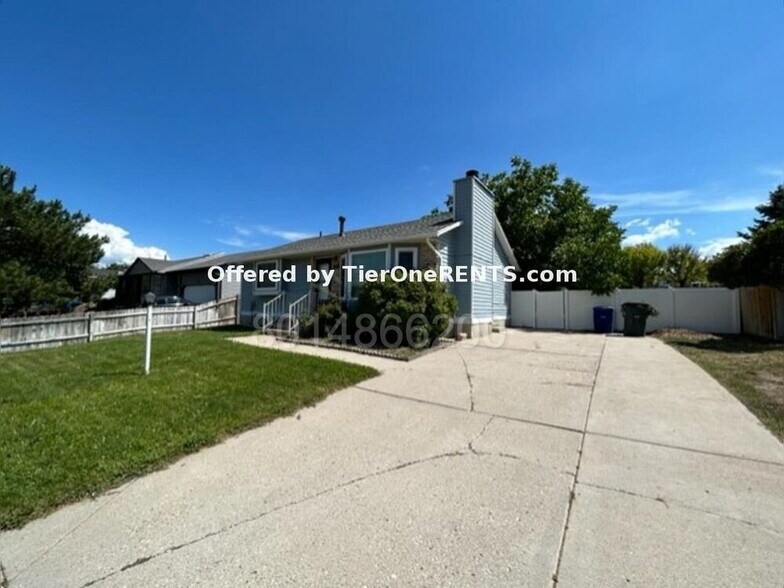Building Photo - This property offers a NO DEPOSIT option available for qualified renters!