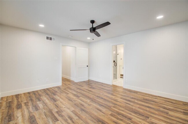 Building Photo - 5735 Grape St