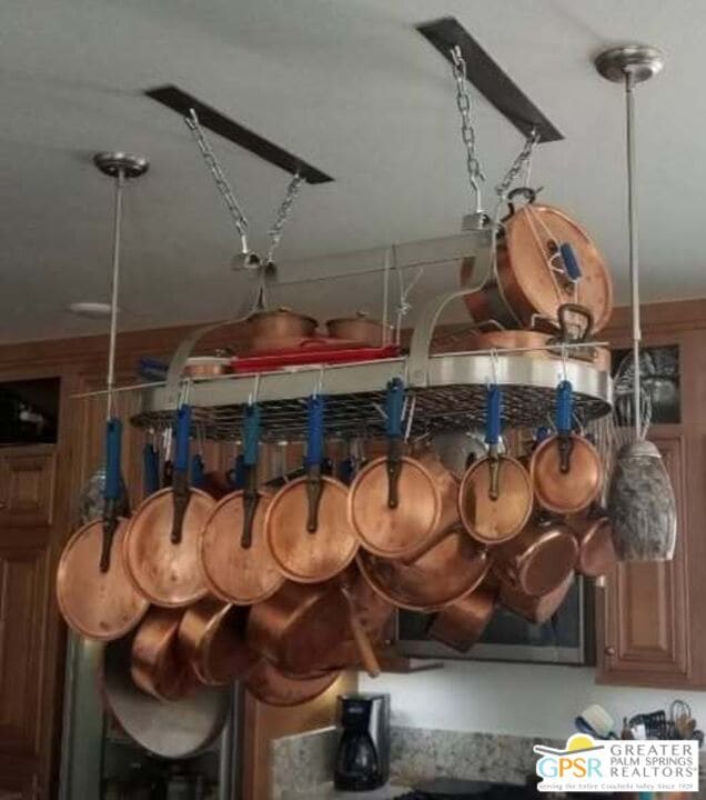 Building Photo - 15300 Palm Dr