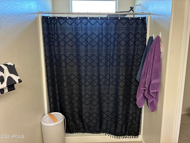 Building Photo - 24588 W Raymond St