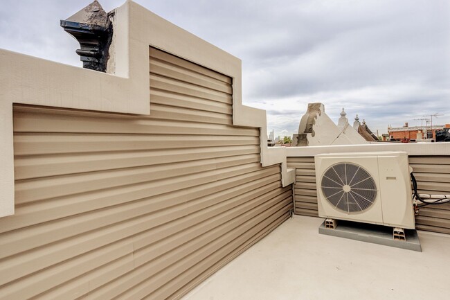 Building Photo - 2638 N 33rd St