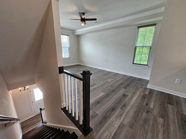 Building Photo - 3 bedroom 3.5 Bath - Long Term Rental in Myrtle Beach, SC