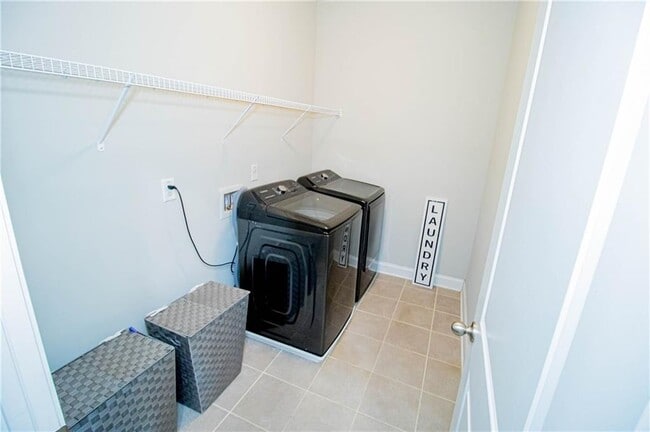 Building Photo - 1130 Provence Ln