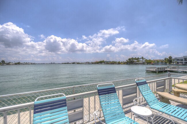 Building Photo - 5575 Gulf Blvd