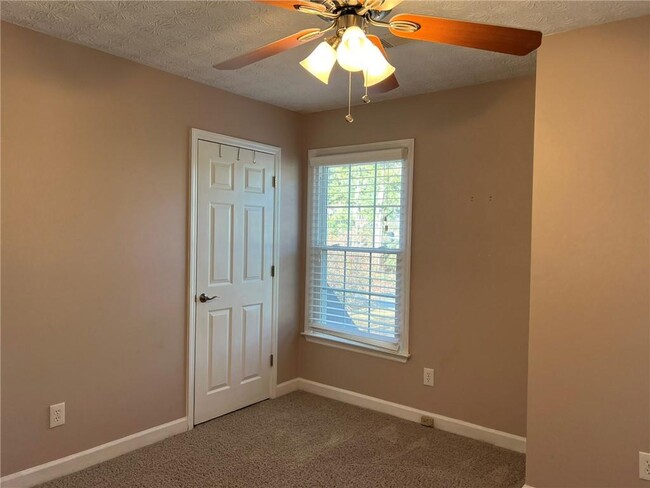 Building Photo - 2934 Canton Chase Dr
