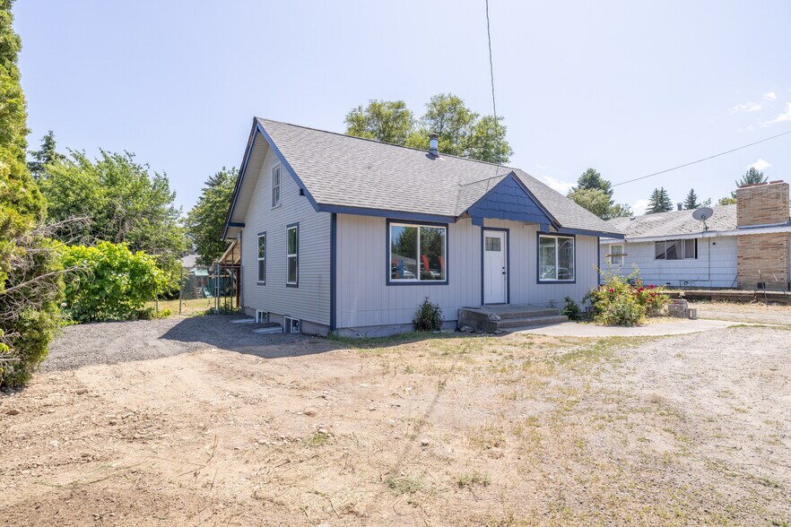 Building Photo - 503 S University Rd