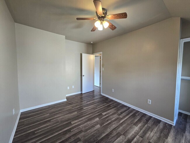 Building Photo - 1737 Newport Ave