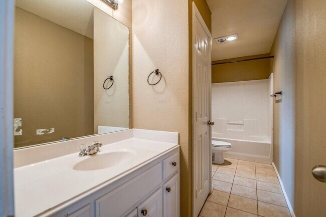 Building Photo - Gorgeous Home in Lubbock-Cooper ISD