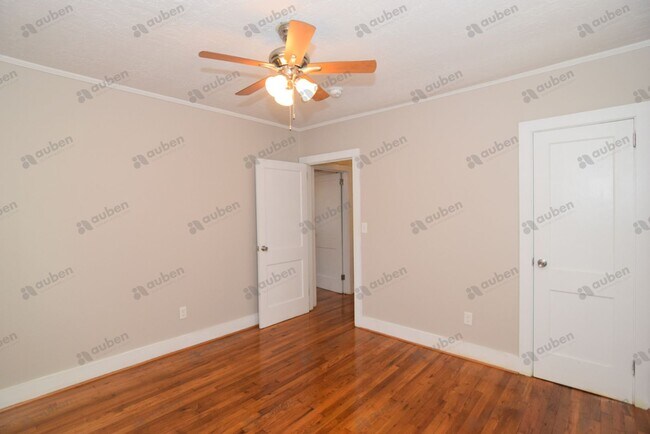 Building Photo - $1,200 - 2 bed/1 bath home for lease!, TOT...