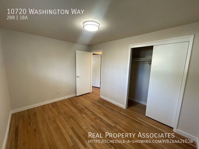 Building Photo - 10720 Washington Way