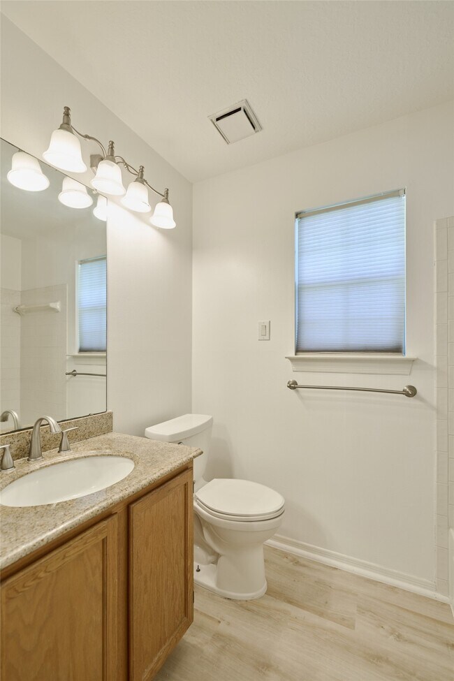 Building Photo - 188 N Golden Arrow Cir