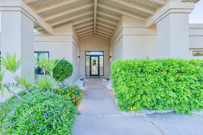 Building Photo - 7278 E Echo Ln