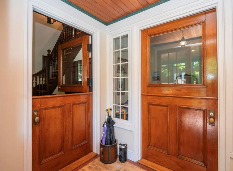 Building Photo - 17 Lincoln St