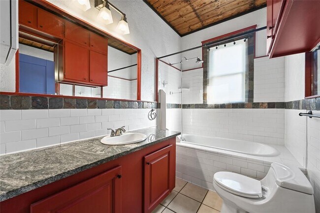 Building Photo - 5112 Caswell Ave