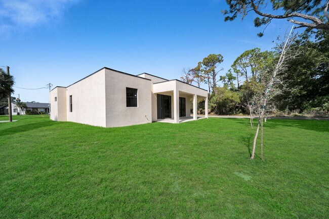 Building Photo - Be the first in occupy this 2026 constructed home in the city of Port Charlotte FL! Qualify for a...