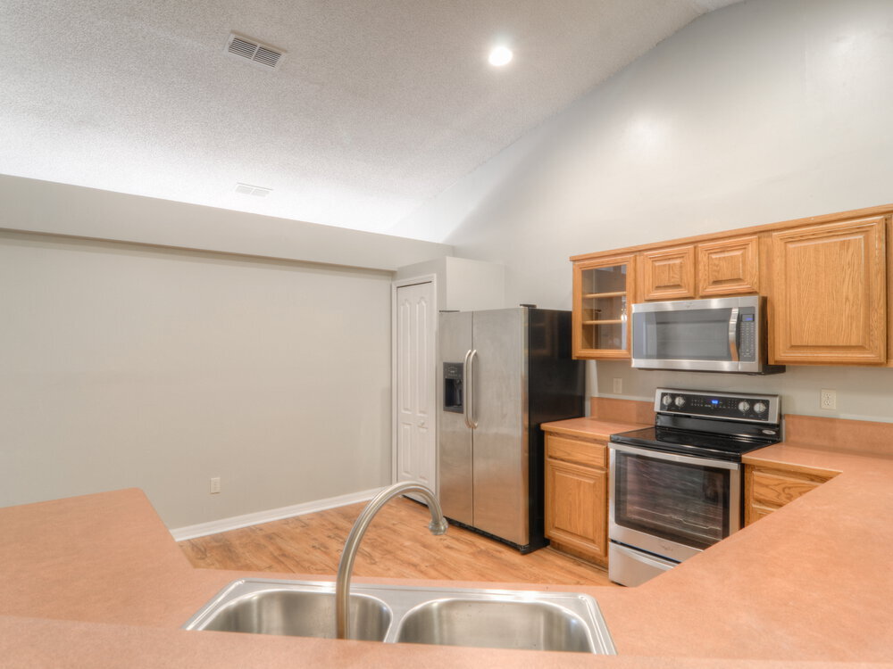 Building Photo - 313 Johns Glen Dr