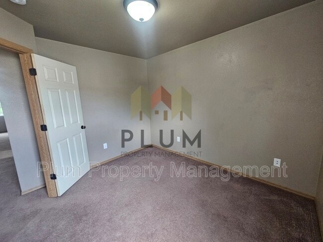 Building Photo - 4571 Potter Park Loop