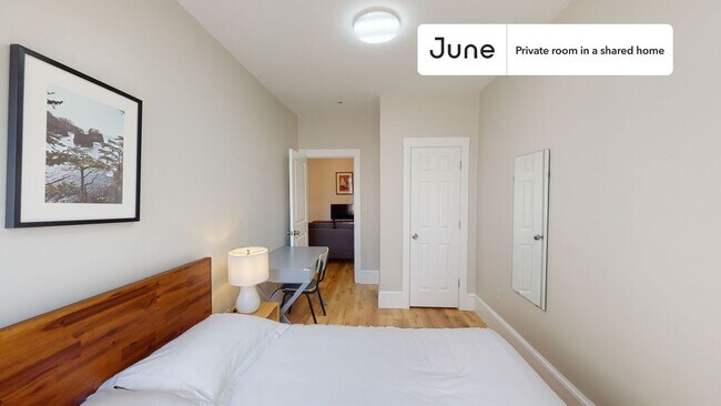 Building Photo - Room in Shared 5 bed/2 bath home