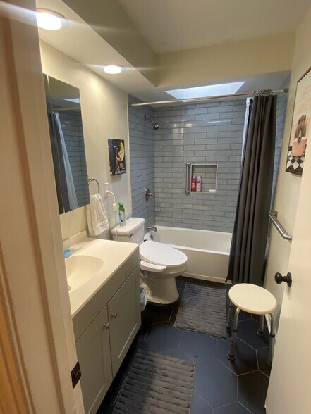 Building Photo - 3118 Harmon Ct
