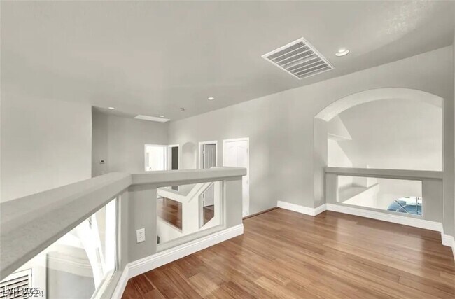 Building Photo - 32 Myrtle Beach Dr