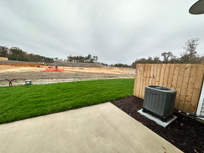 Building Photo - 553 McCormick Farm Pl