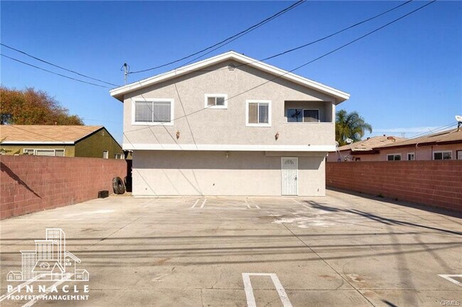 Building Photo - 2 Bed 2 Bath Torrance Apartment For Rent