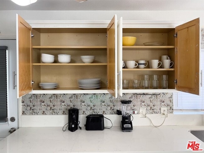 Building Photo - 138 S Madison Ave