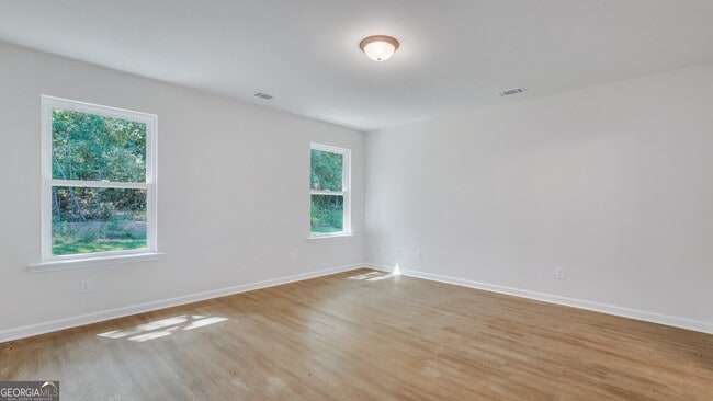 Building Photo - 600 Jodi Pl