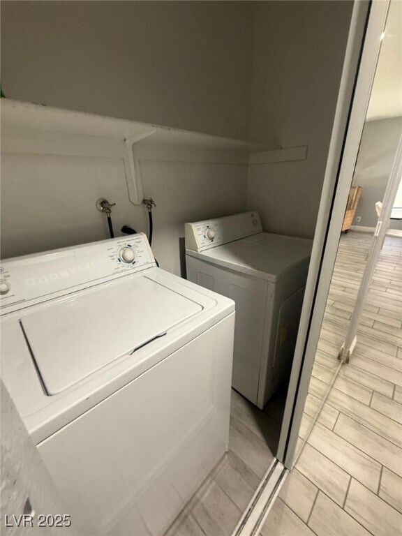 Building Photo - 745 Gullwing Ln