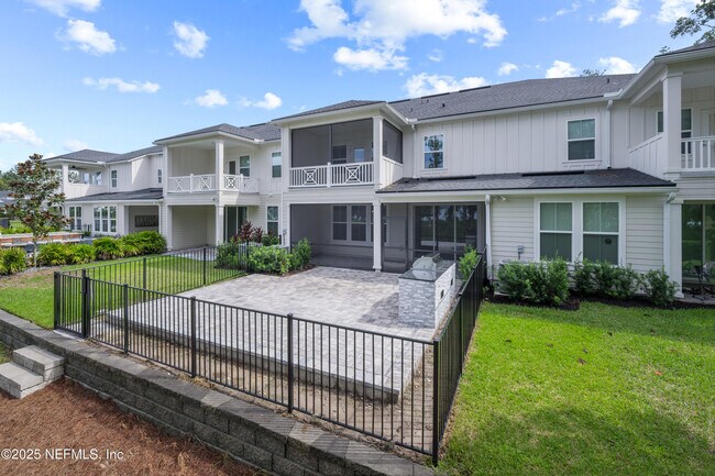 Building Photo - 23 Oak Pk Dr