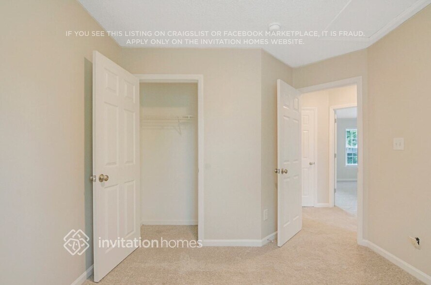 Building Photo - 4921 Silverdene St
