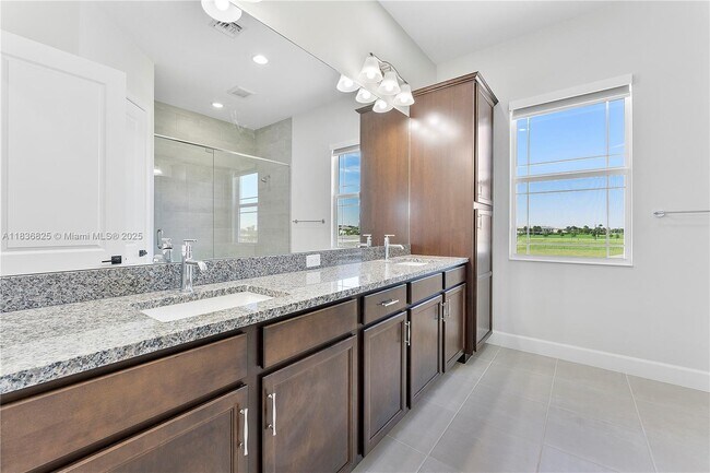 Building Photo - 14458 Spruce Pne Dr
