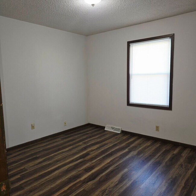 Building Photo - Cairo-1430/1432