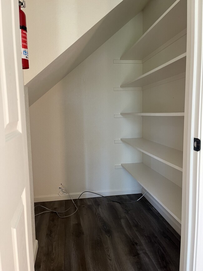 Building Photo - 2177 Stonewater Dr