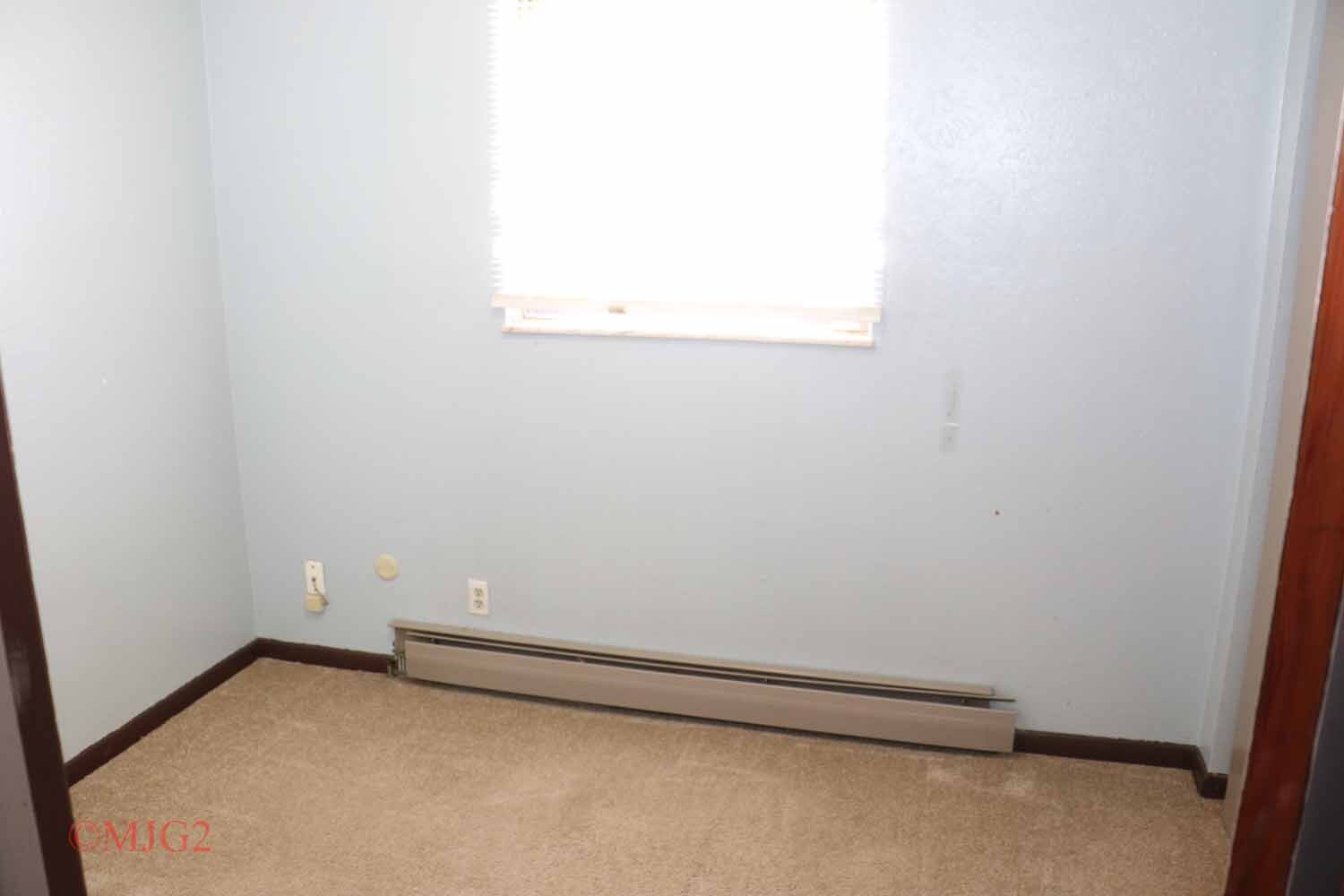 Building Photo - 418 Glenwood Rd