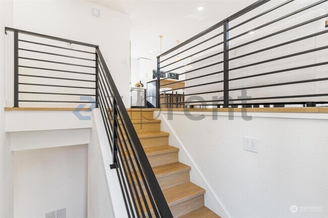 Building Photo - 302 225th St SW
