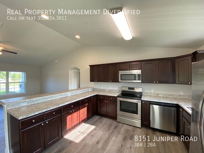 Building Photo - 8151 Juniper Rd