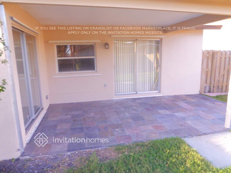 Building Photo - 11650 NW 31st St