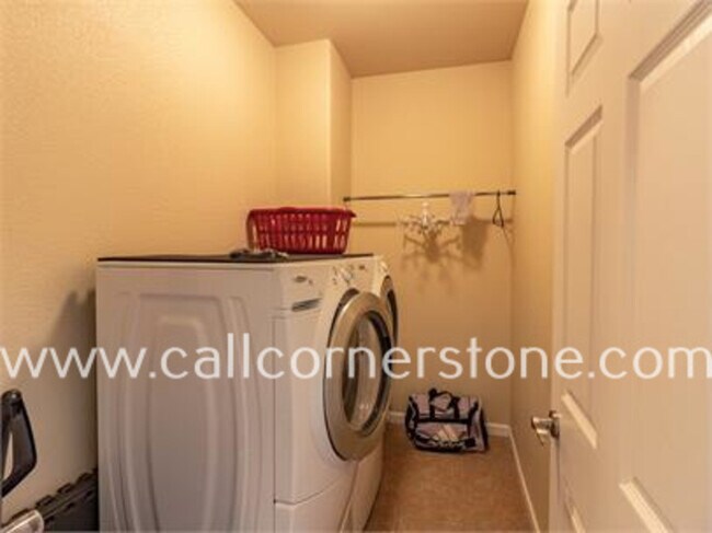 Building Photo - 5469 Prominence Point - 1