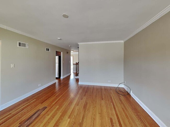 Building Photo - 11145 Boeger Ct