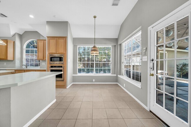 Building Photo - 34 Sparklewood Pl