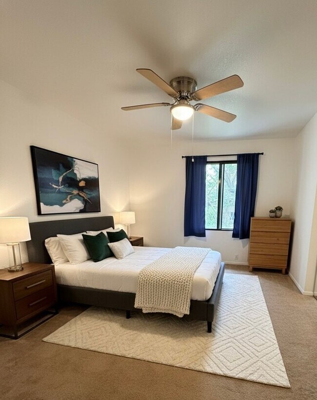 Building Photo - Pheasant Creek Condo 2 Bed | 2 Bath | Upper Unit w/ Vaulted Ceiling & Private Garage!