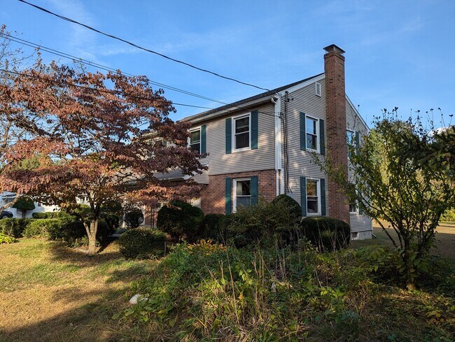 Building Photo - 30 Long Plain Rd