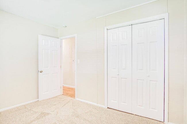 Building Photo - 3693 Larkspur Terrace