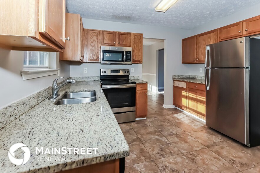 Building Photo - 290 Pleasant Hills Dr